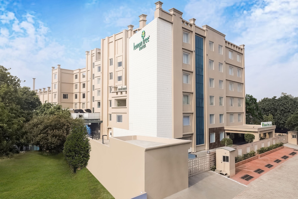 Lemon Tree Hotel Aligarh 3/25