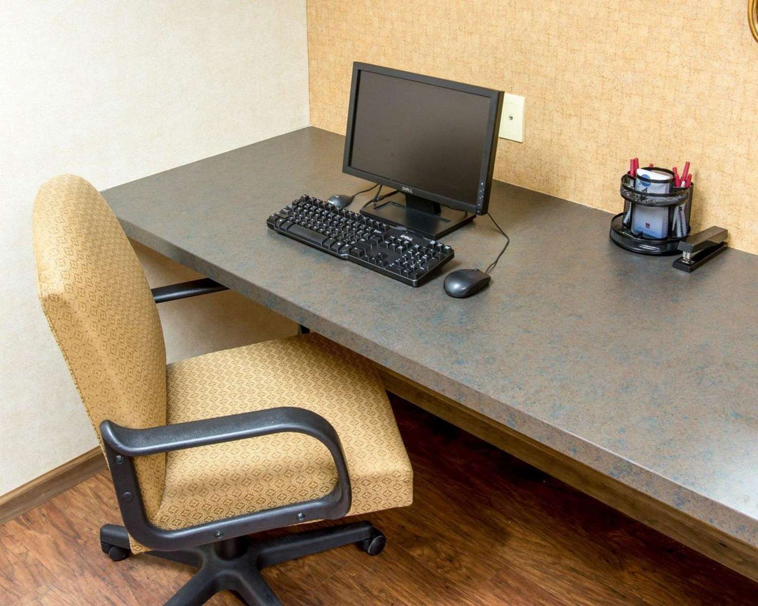 Comfort Suites Grand Rapids South 23/30