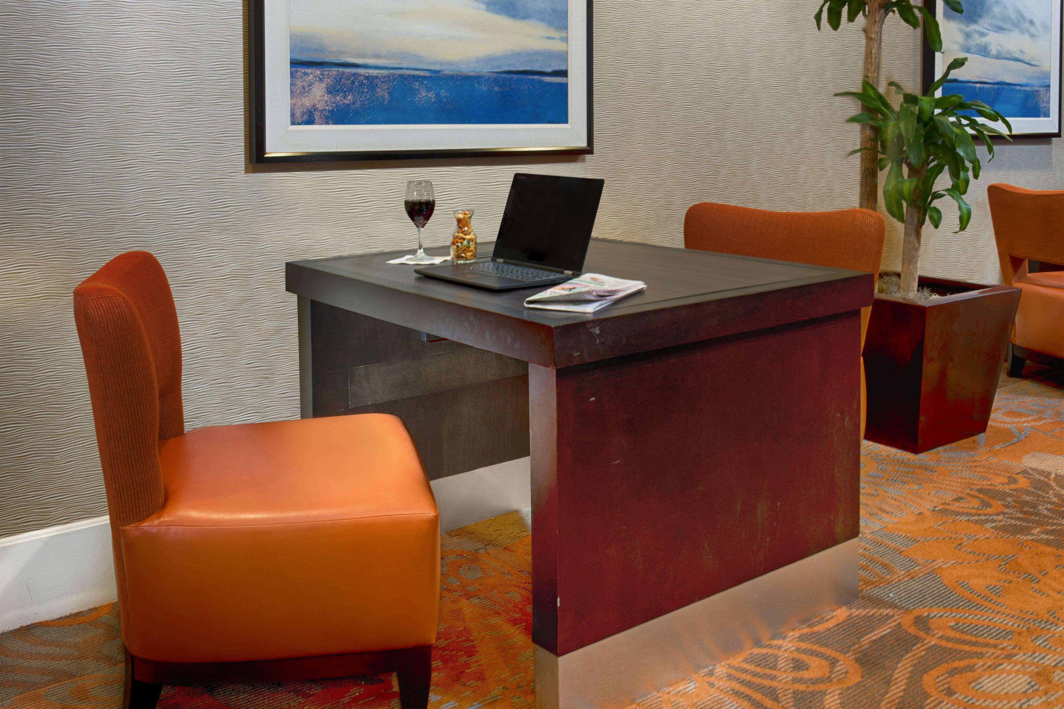 Doubletree By Hilton Norwalk 38/45