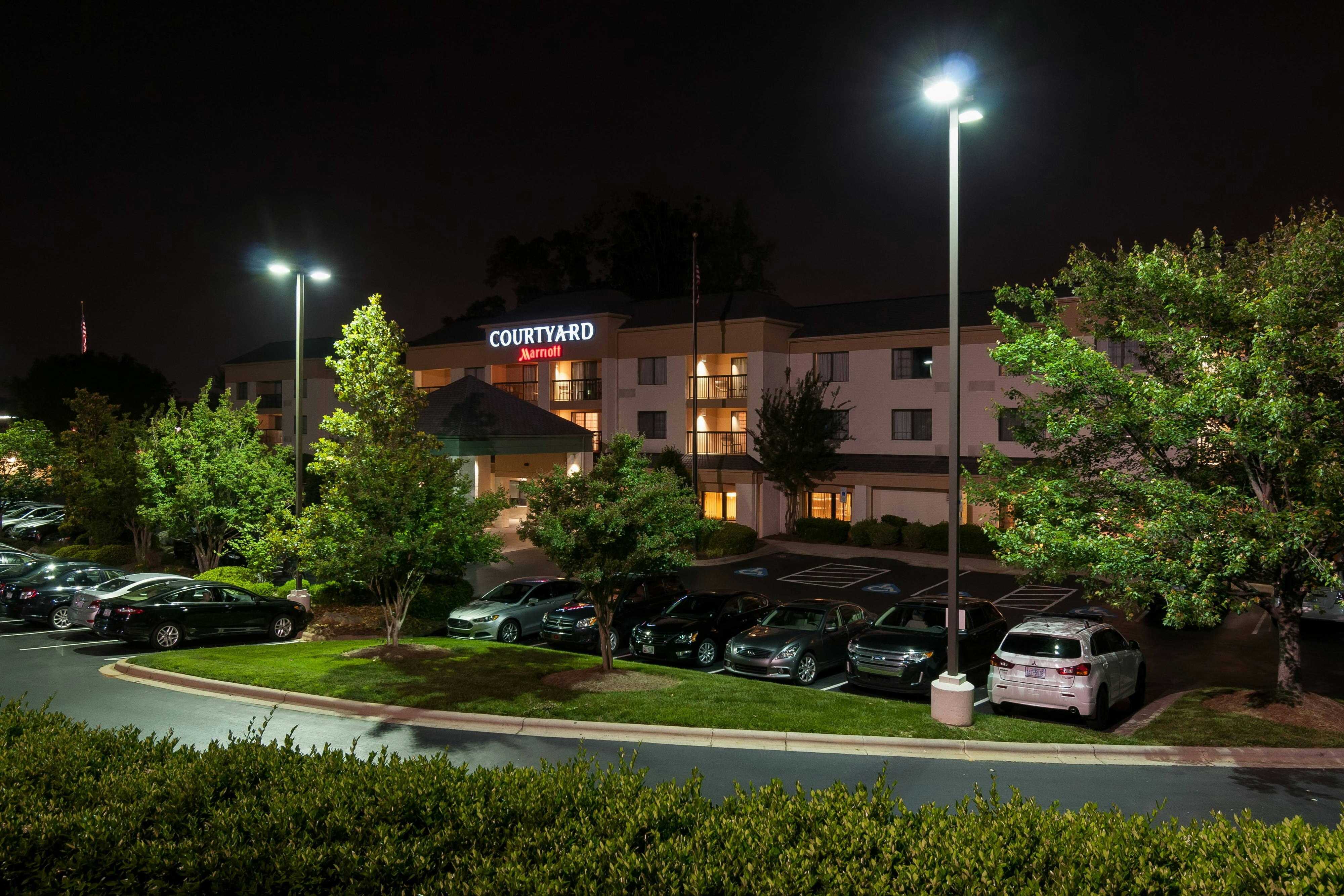 Courtyard by Marriott Charlotte Lake Norman 40/40