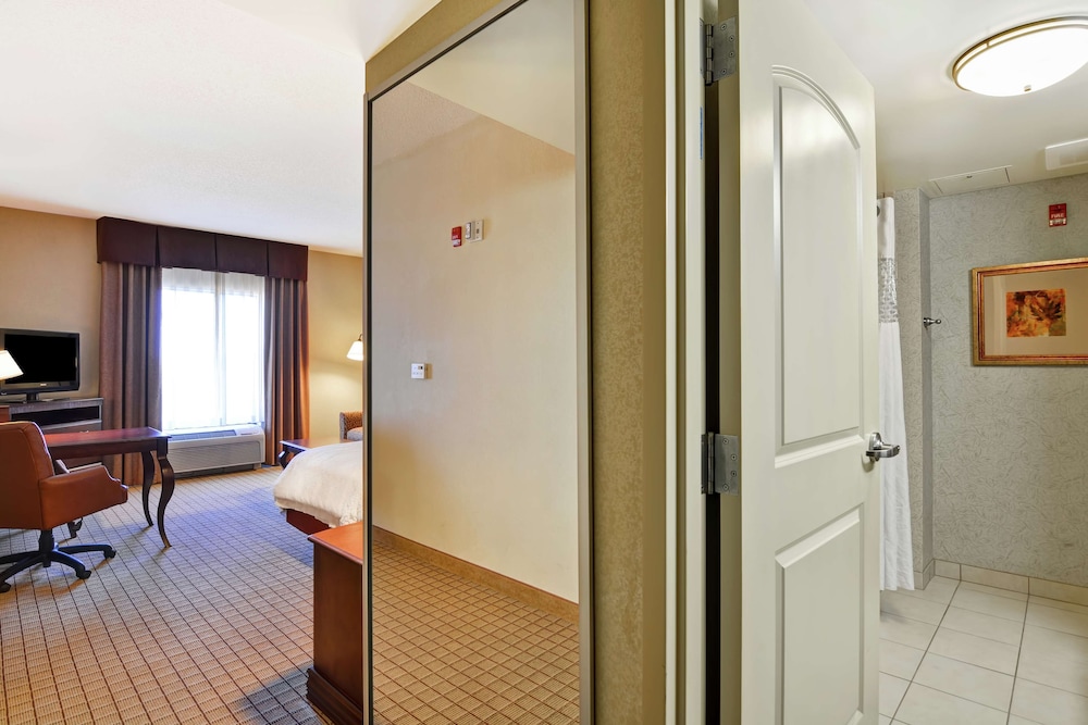 Hampton Inn & Suites Peoria At Grand Prairie Il 22/61