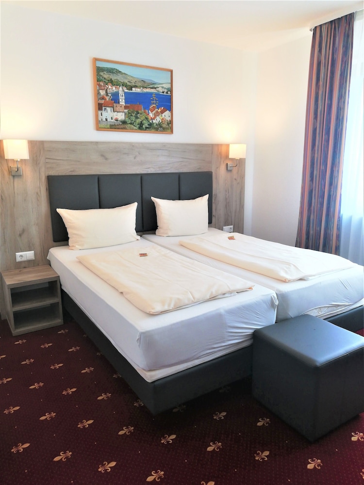 Hotel Central Heidelberg 12/45