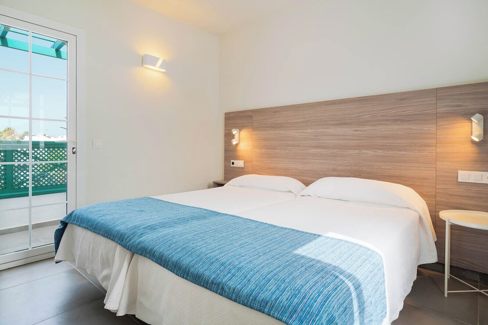 Celeste Apartments 17/55