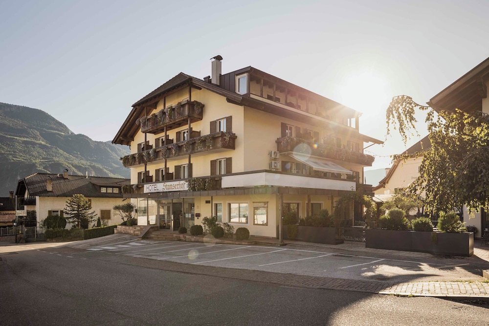 HOTEL STAMSERHOF 8/57