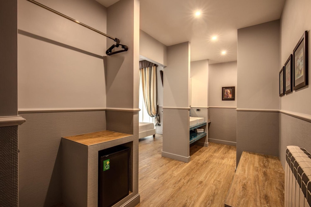 Hotel Taormina Roma 31/56