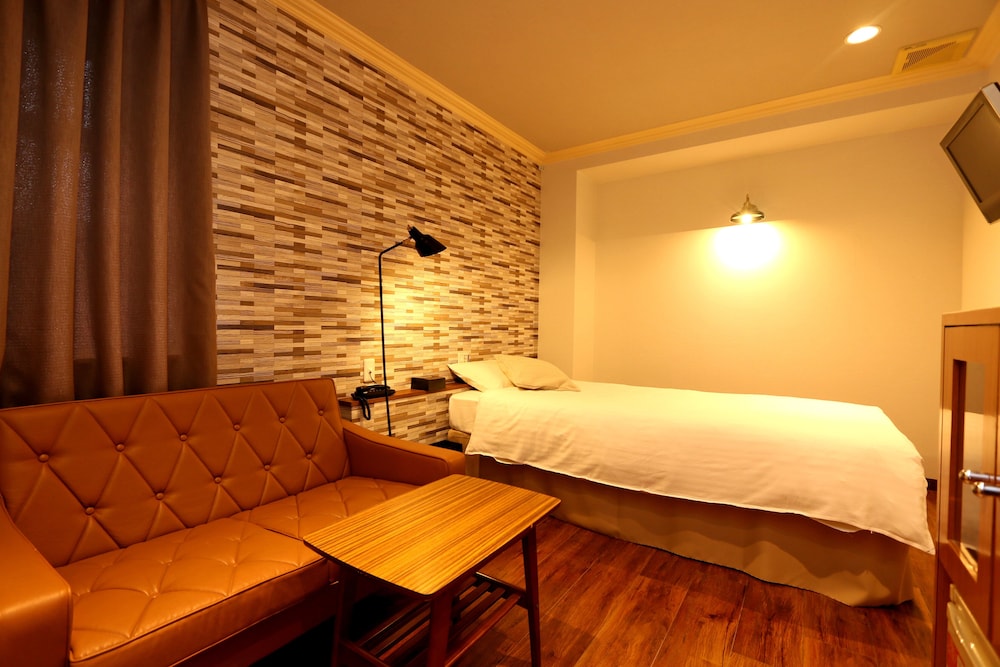 Hotel 3o clock Tennoji 16/50