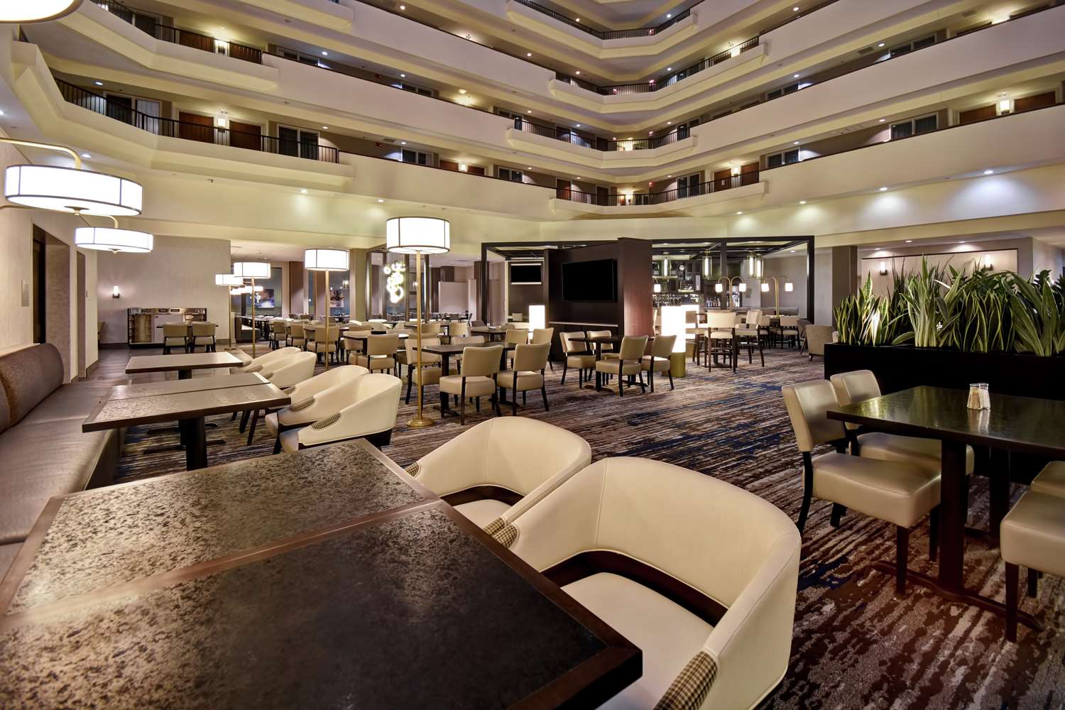 restaurant cafeteria