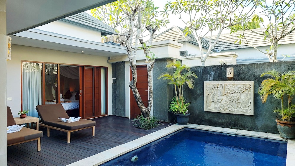 The Light Exclusive Villas Spa 45/72