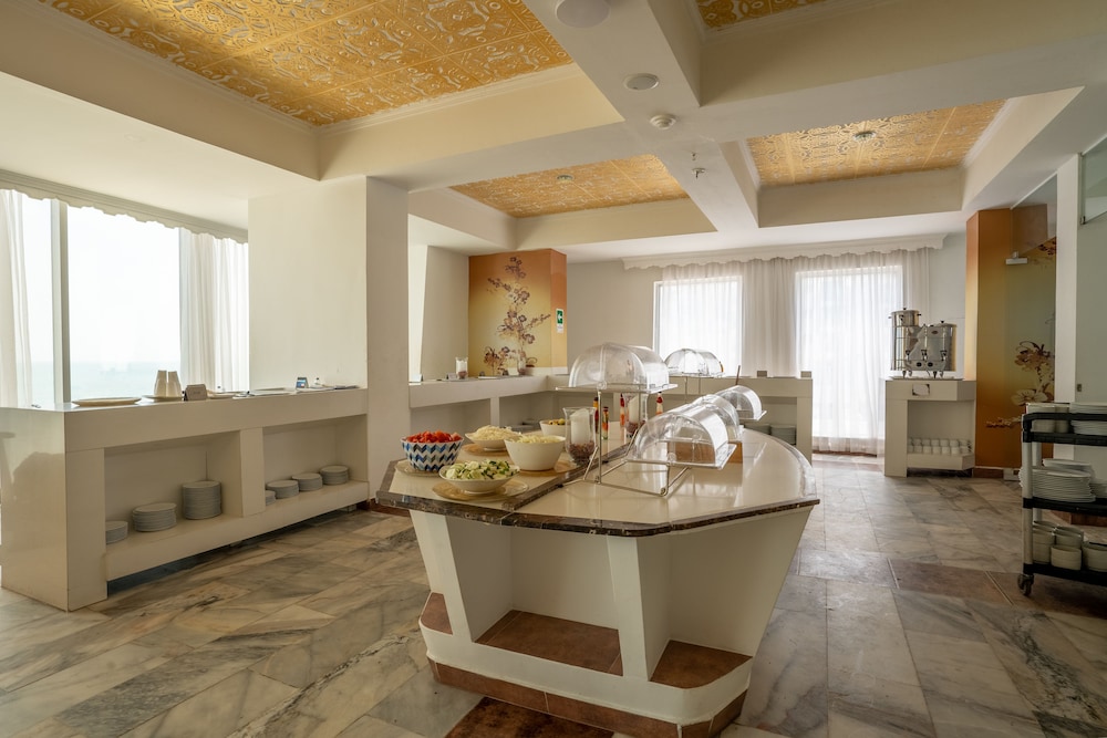 Hotel Cartagena Dubai 27/50