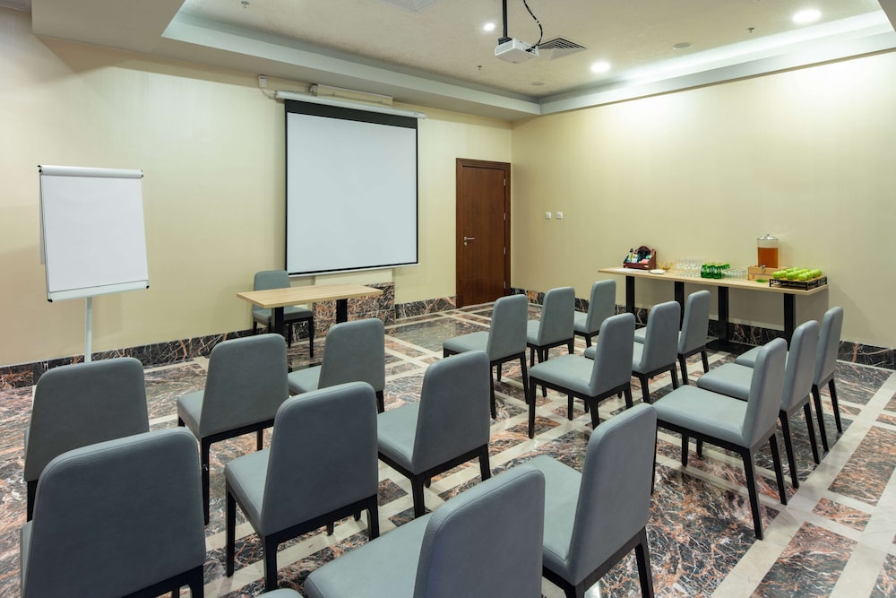 بارك ان(Park Inn by Radisson Makkah Al Naseem) 54/58