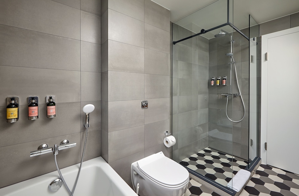 Myvatn - Berjaya Iceland Hotels 48/50