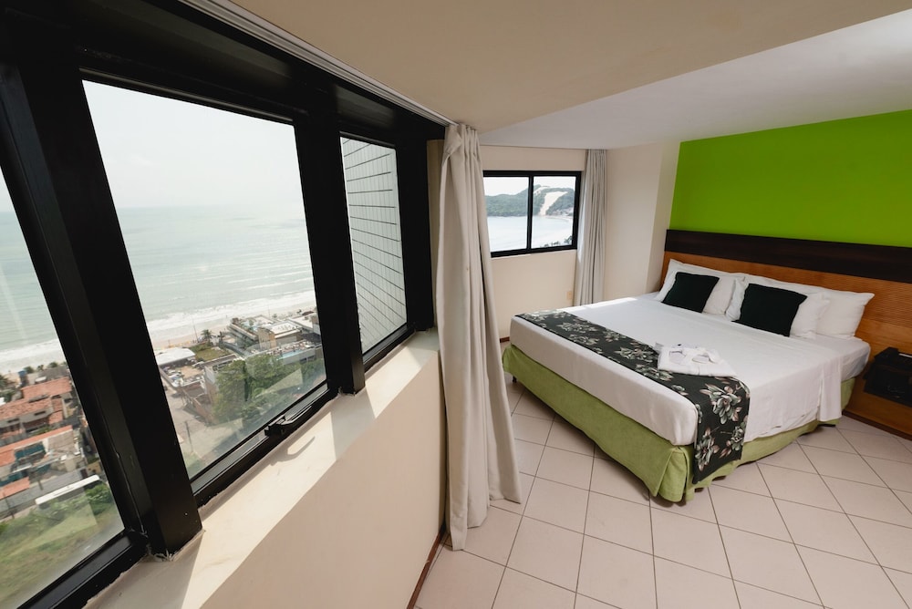 2 BEDROOMS, BUSINESS, SUITE