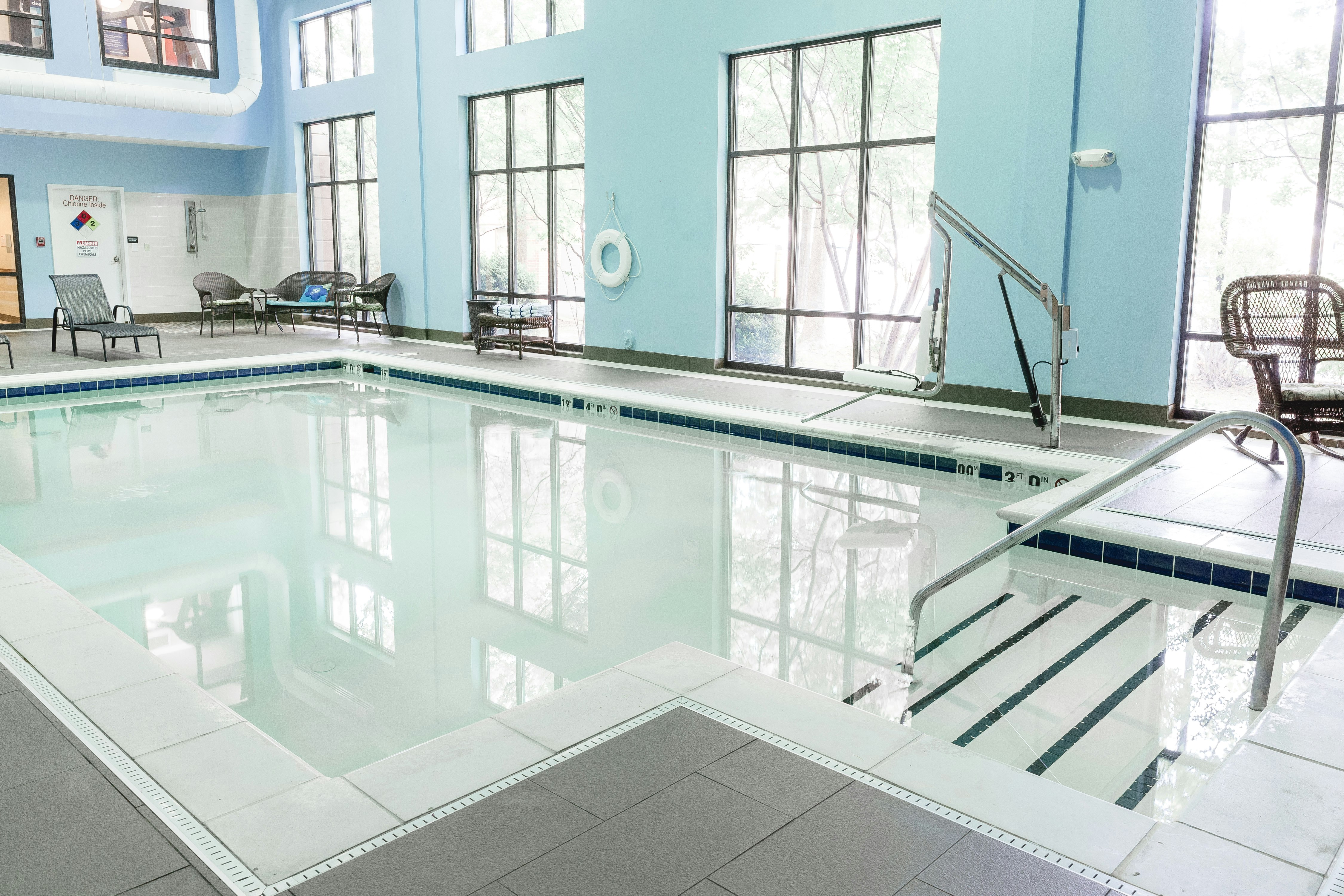 Hampton Inn & Suites Chesapeake-Square Mall 19/41