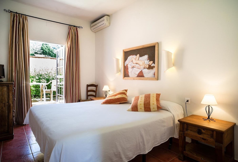 Hotel Madreselva 5/30