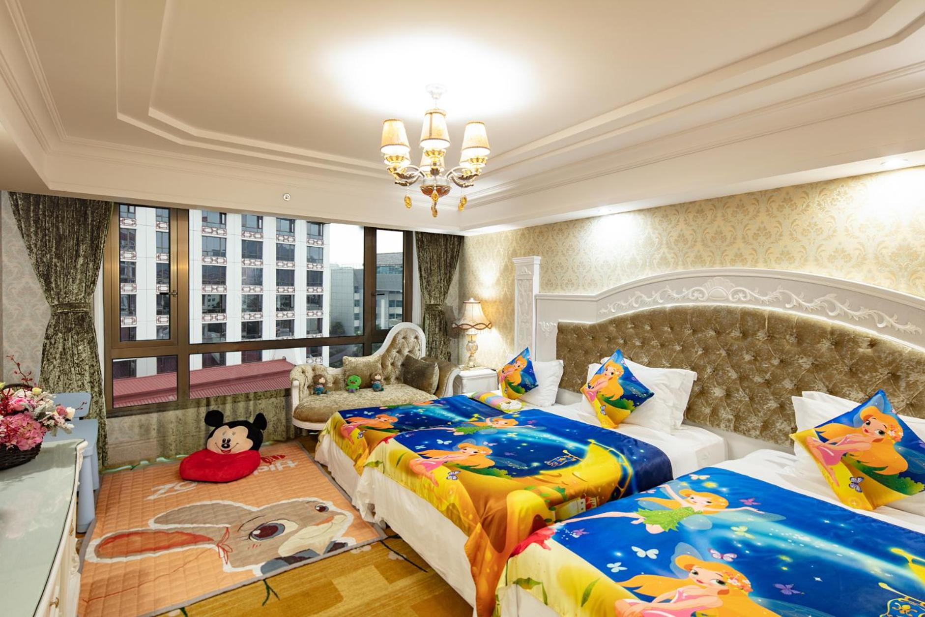 Guilin Bravo Hotel 56/63