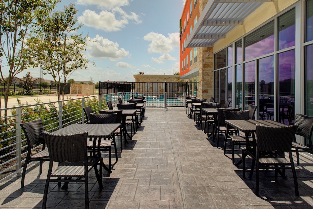 Holiday Inn Express Suites Houston Nw Cypress Grand Pky 40/63