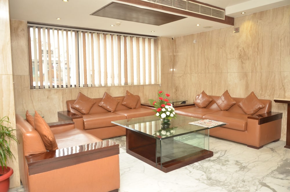 Airport Hotel Grand Delhi 35/52