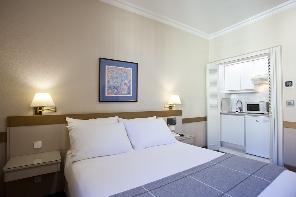 Room at Espahotel Gran Via, MADRID