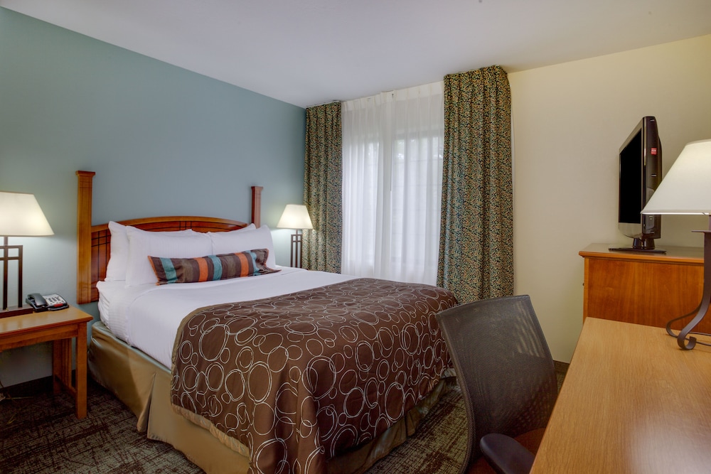 Staybridge Suites Corning 20/66
