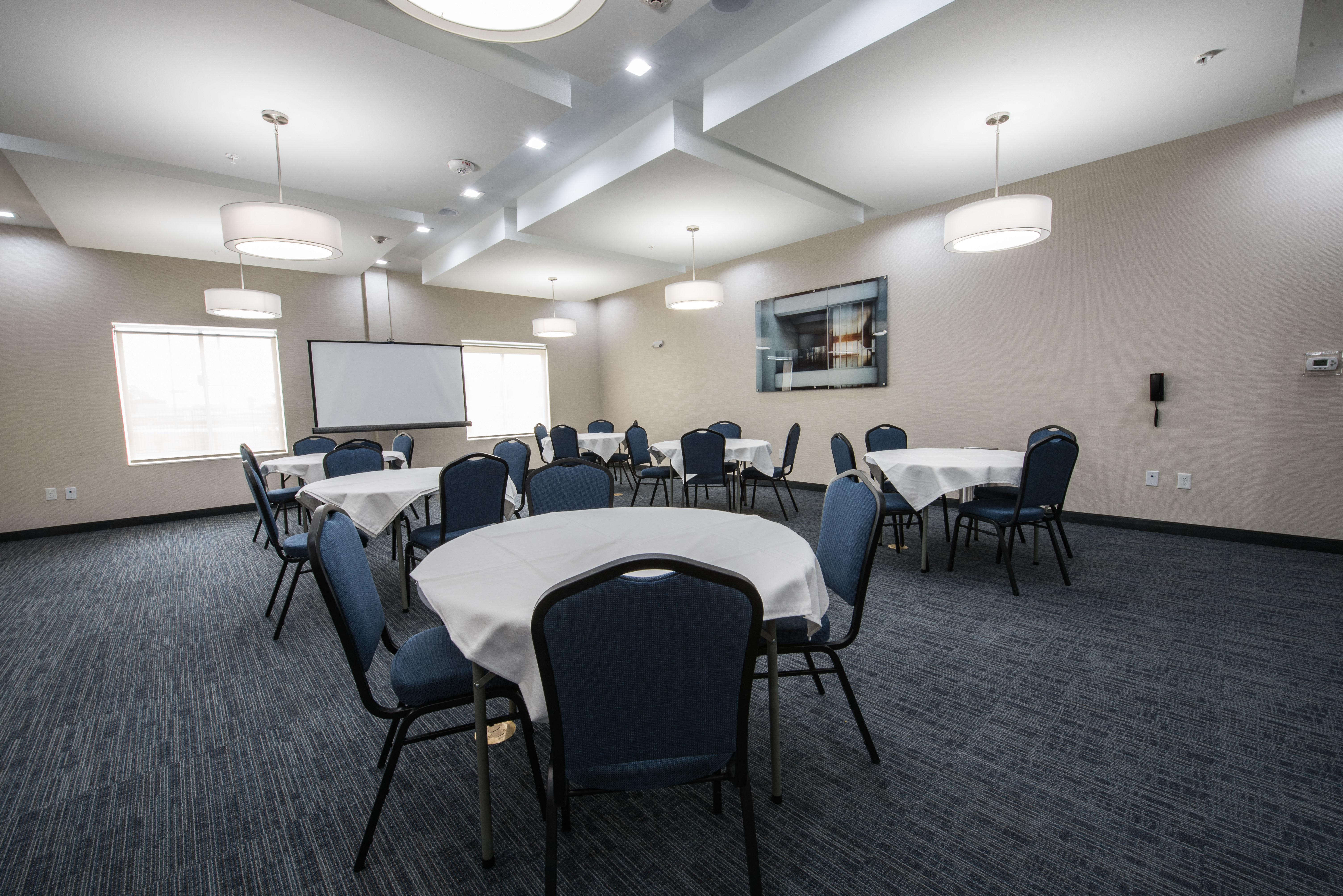Holiday Inn Express Suites Houston Se Airport Area 60/71