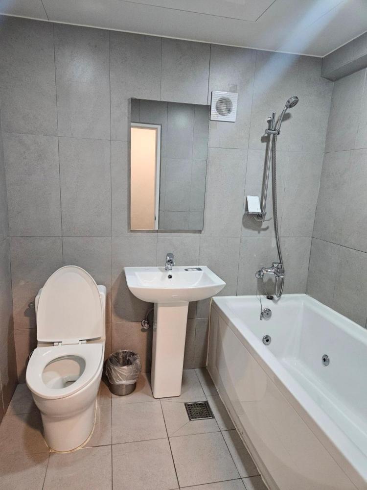 Junoh Hotel 21/25