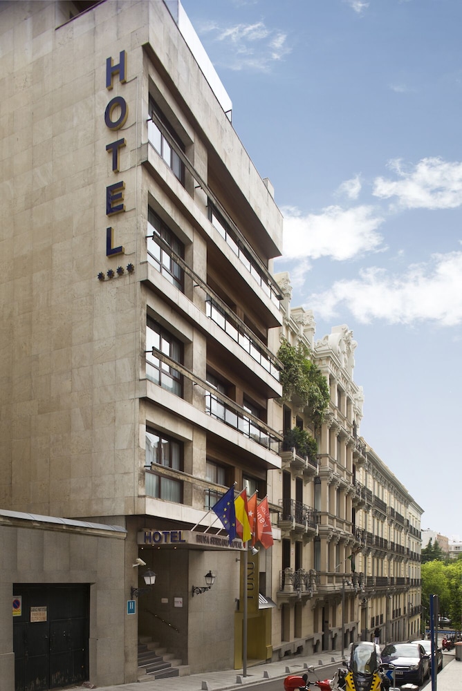 Hotel Aa Serrano By Silken 2/52