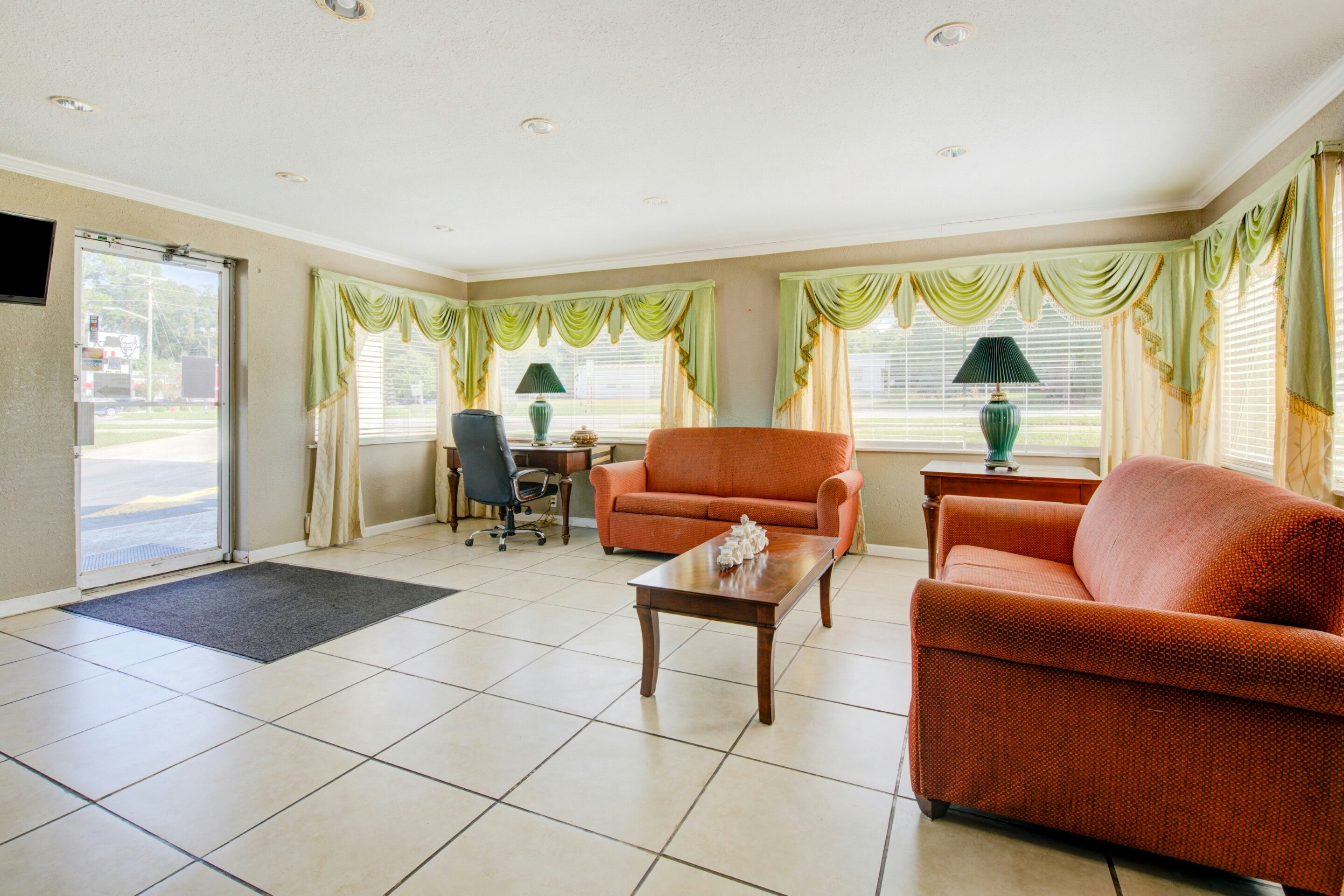 Rise Inn by OYO GA US-441 3/8