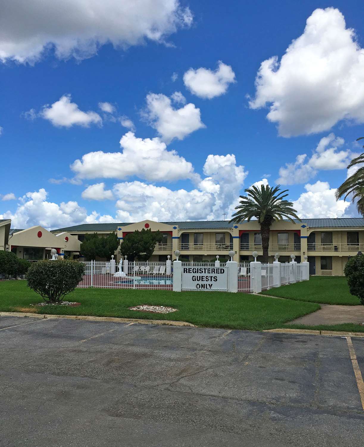Americas Best Value Inn Beaumont Tx 26/26