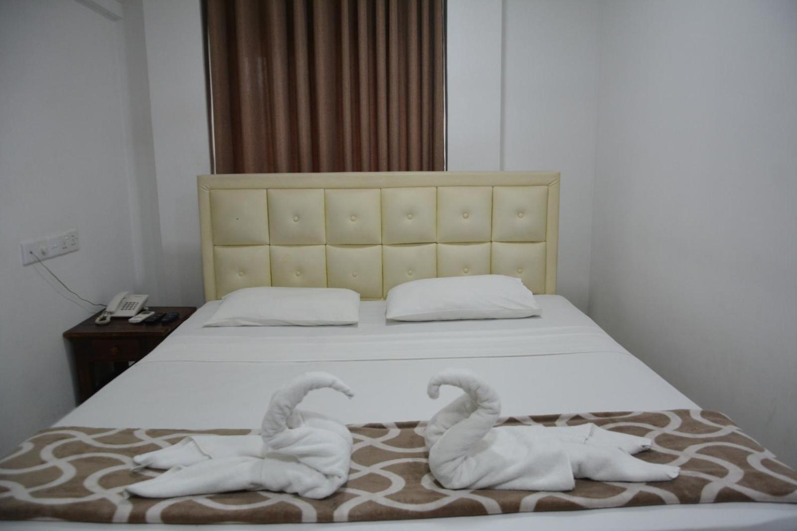 Saasha City Hotel 25/45