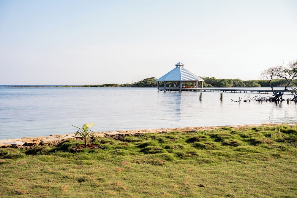 Barefoot Cay Resort 52/67