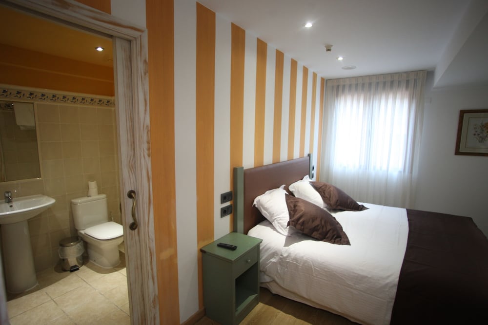 Hotel Castilla 16/38