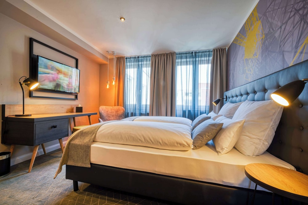 PLUS, COMFORT, DOUBLE BED