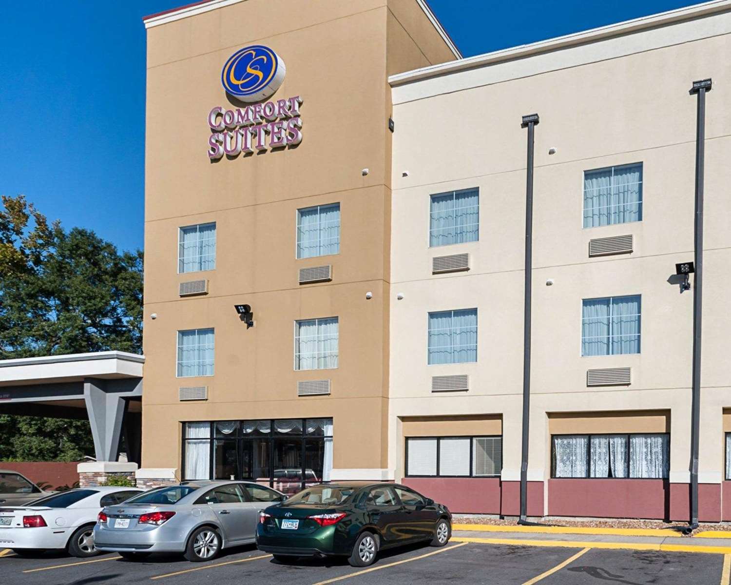 Comfort Suites Lake Charles 46/48