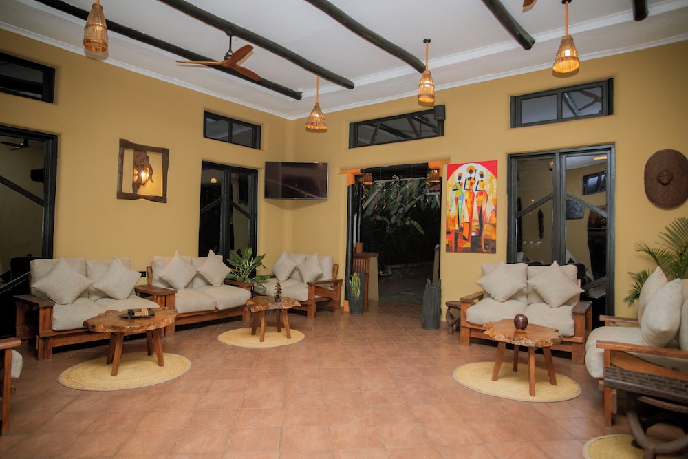 The Maridadi hotel 35/60