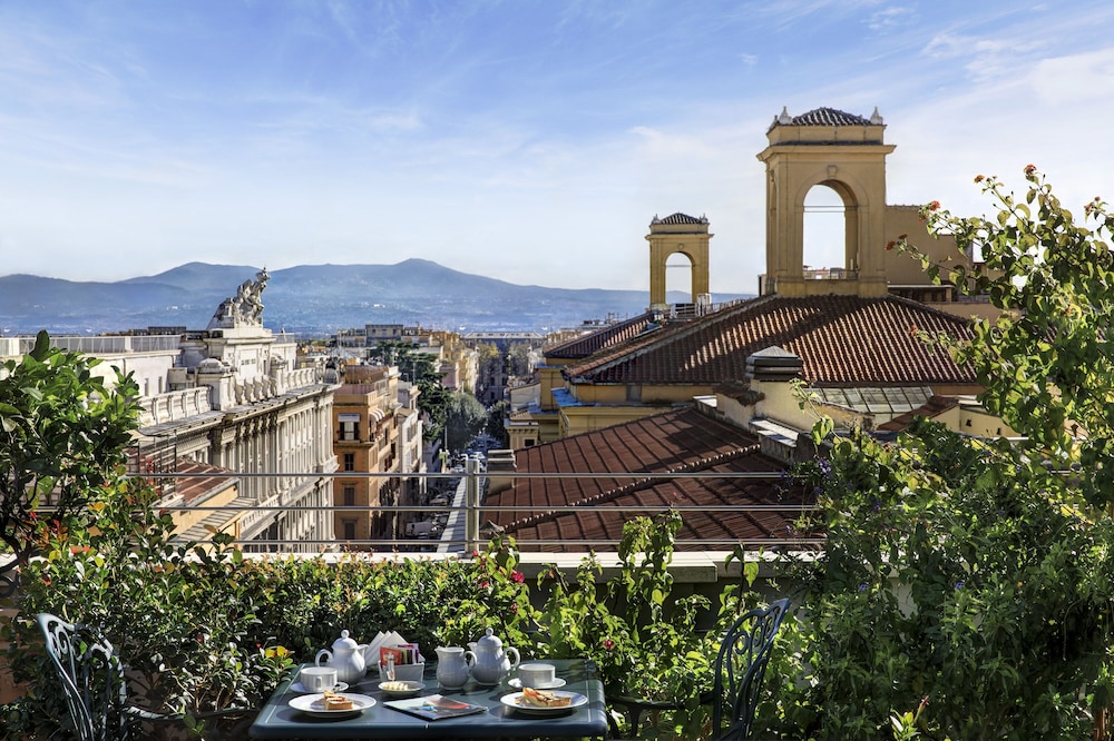 Marcella Royal Hotel - Roof Top Garden 52/60
