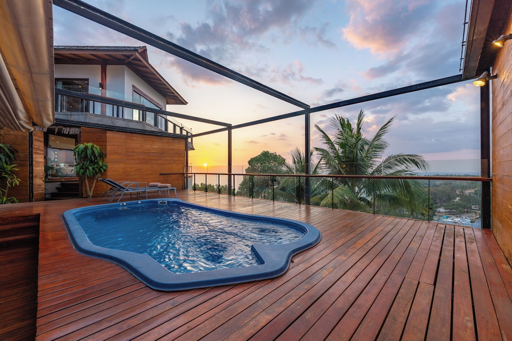 Koi Signature Villa 45/67
