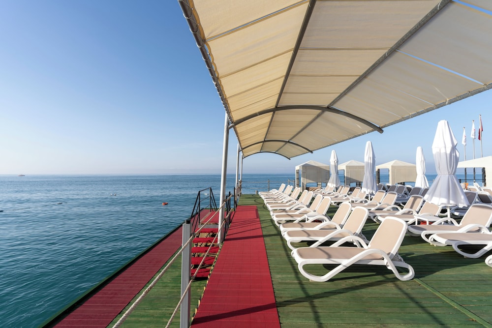 Orange County Belek 47/50