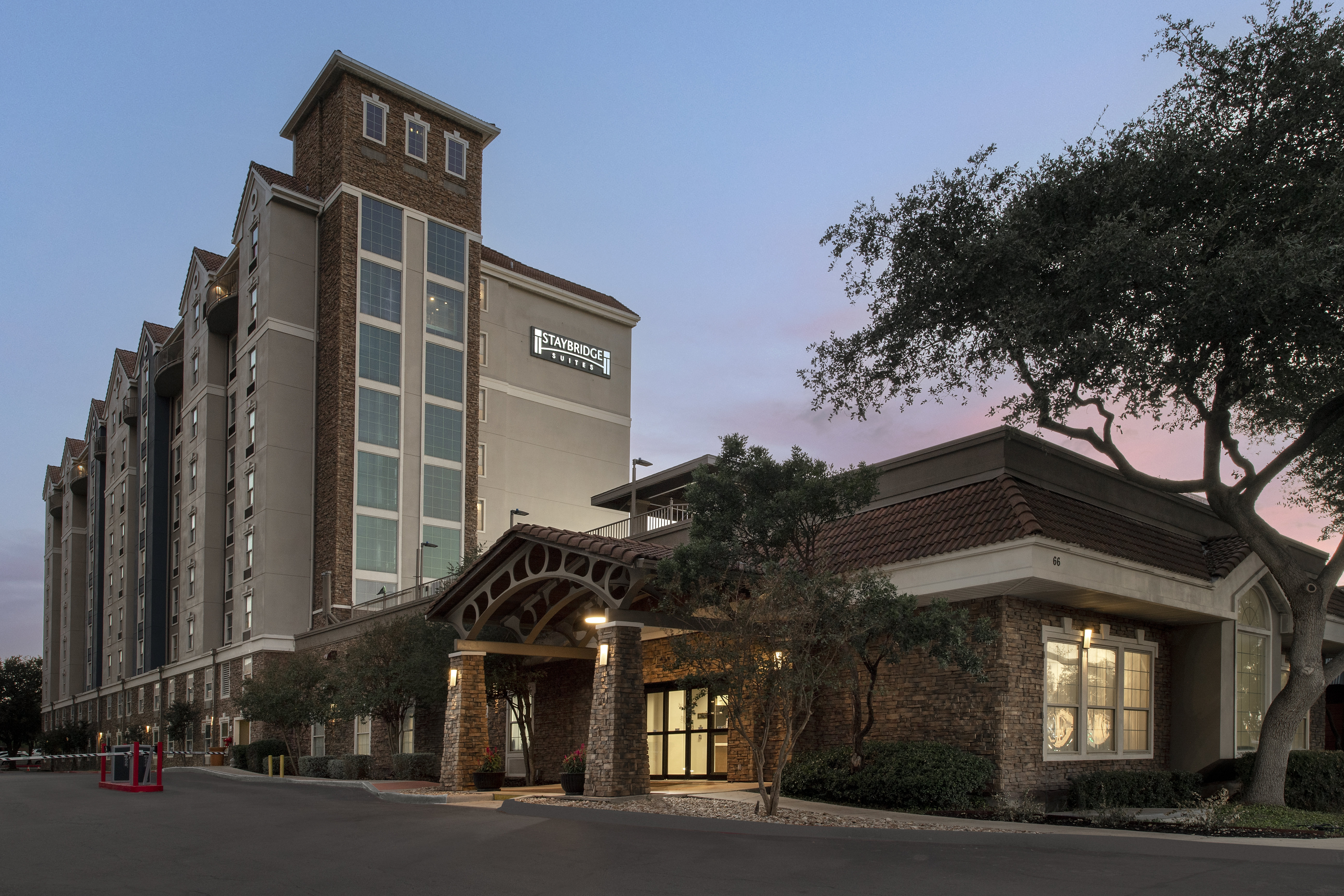 Staybridge Suites San Antonio-Airport 2/56