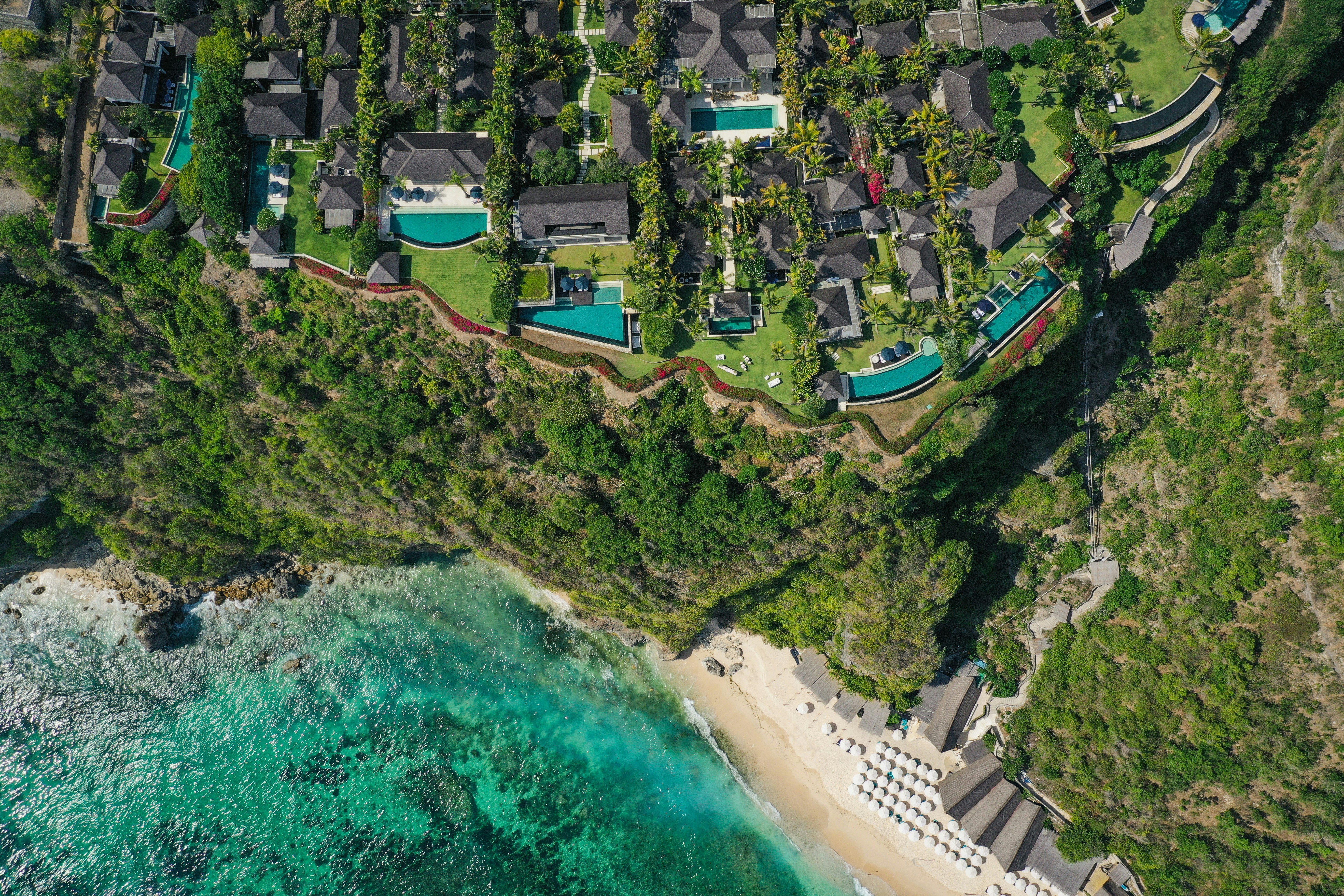 The Ungasan Clifftop Resort 10/18