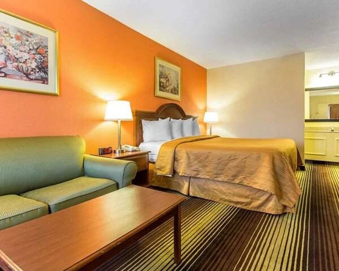 Townhouse Winston Salem - University 14/27