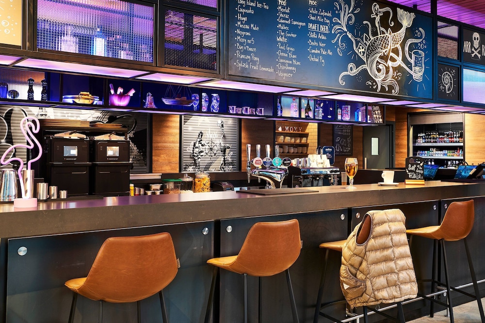 Moxy Southampton 39/55