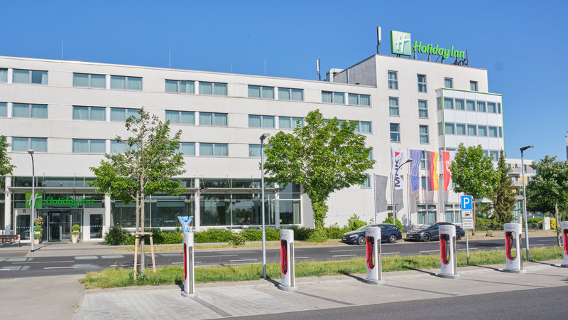Holiday Inn Berlin Airport Conference Centre Formerly Holiday Inn Berlin International Airport 69/75