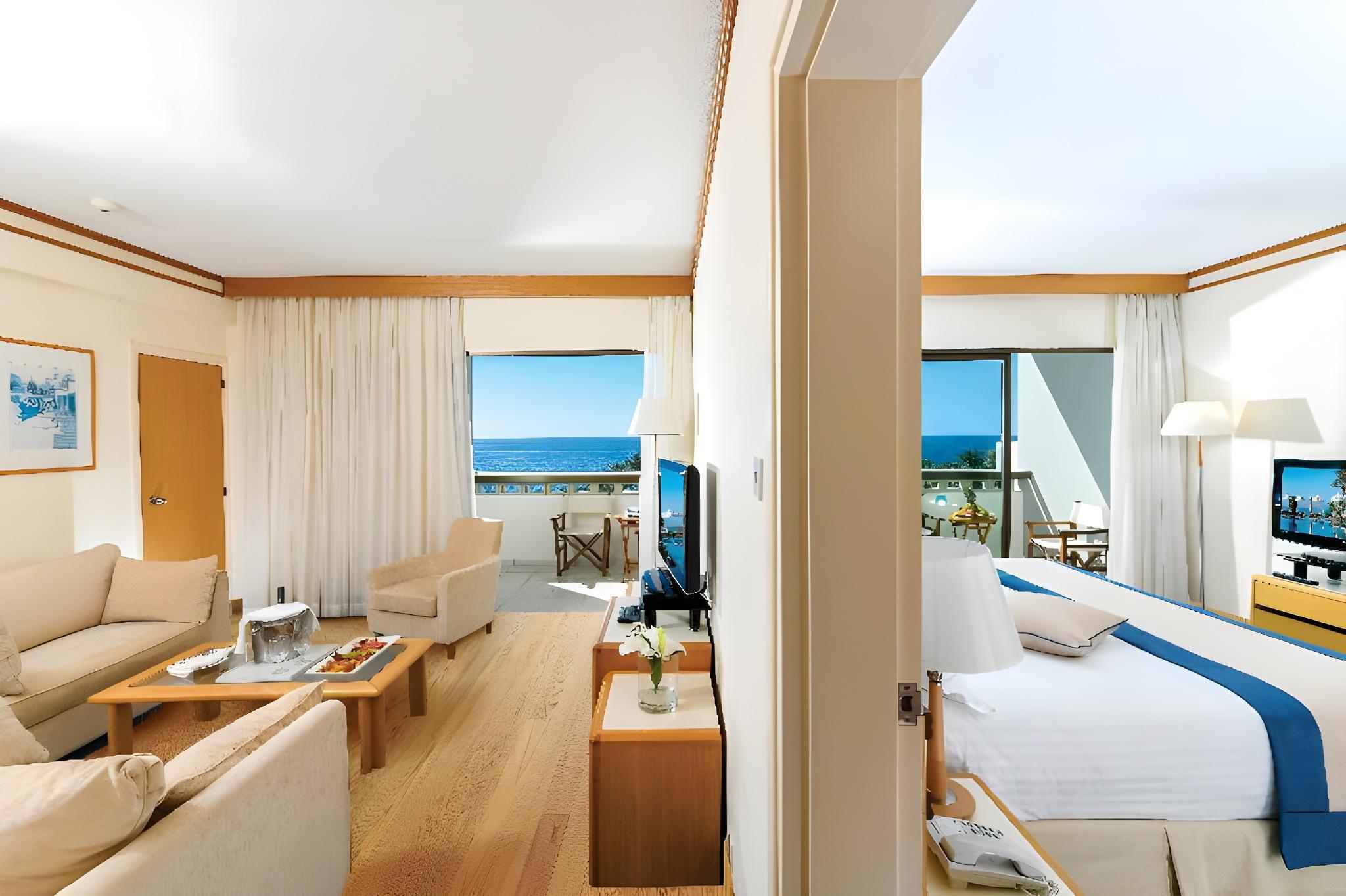 Constantinou Bros Athena Beach Hotel