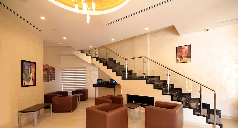 Viola Hotel Suites 23/35