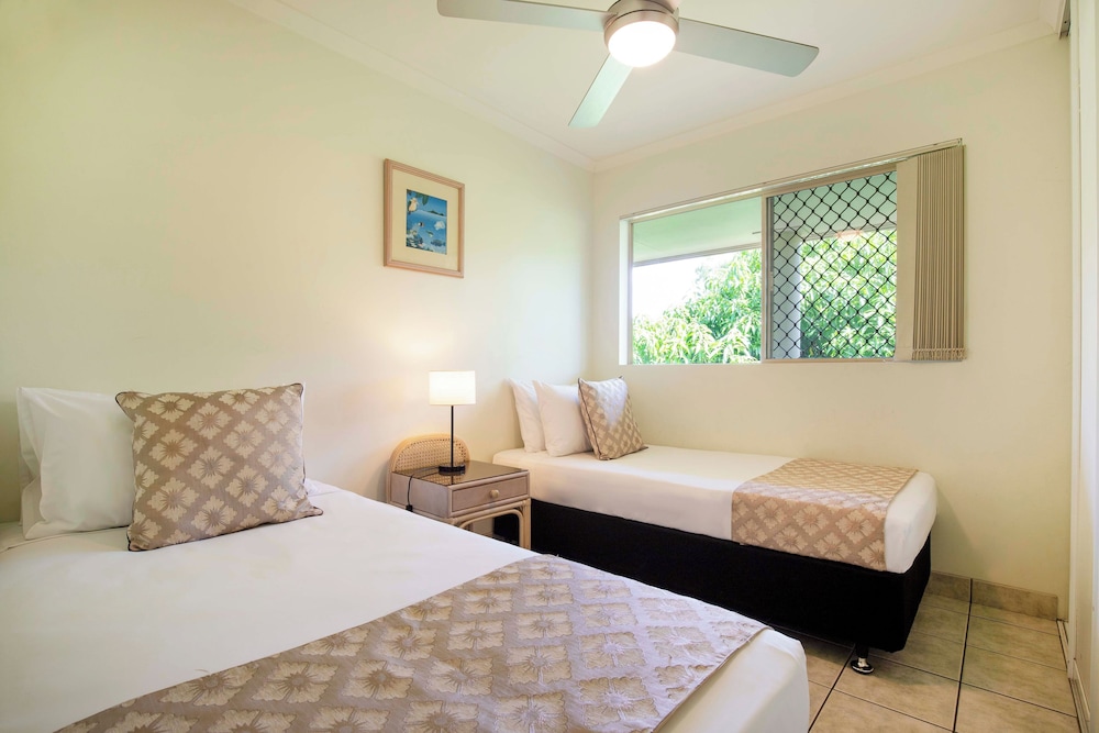 PORT DOUGLAS SANDS RESORT 19/62