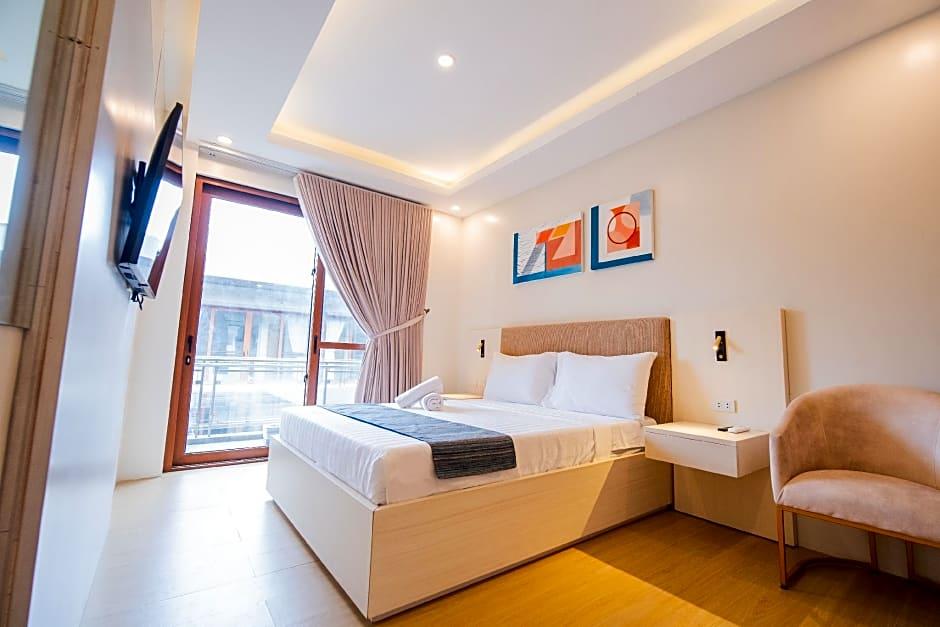 KLM Condotel 6/16