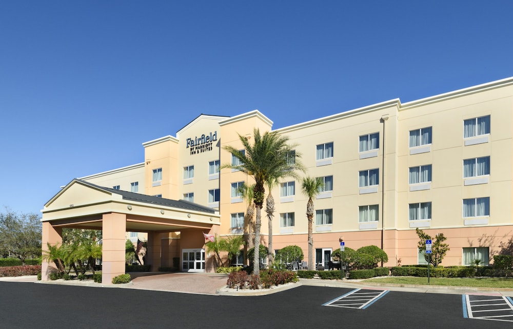 Fairfield Inn And Suites By Marriott Ft Pierce 42/50