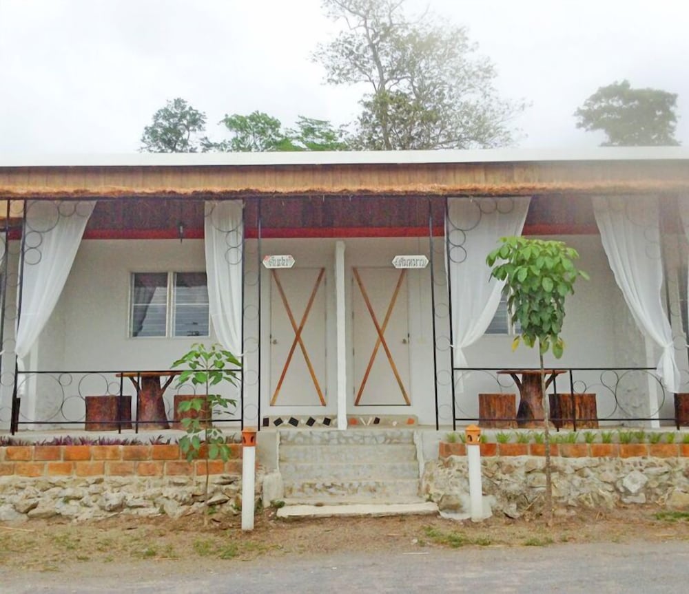 Khun Khao Tamnan Prai Resort 8/78