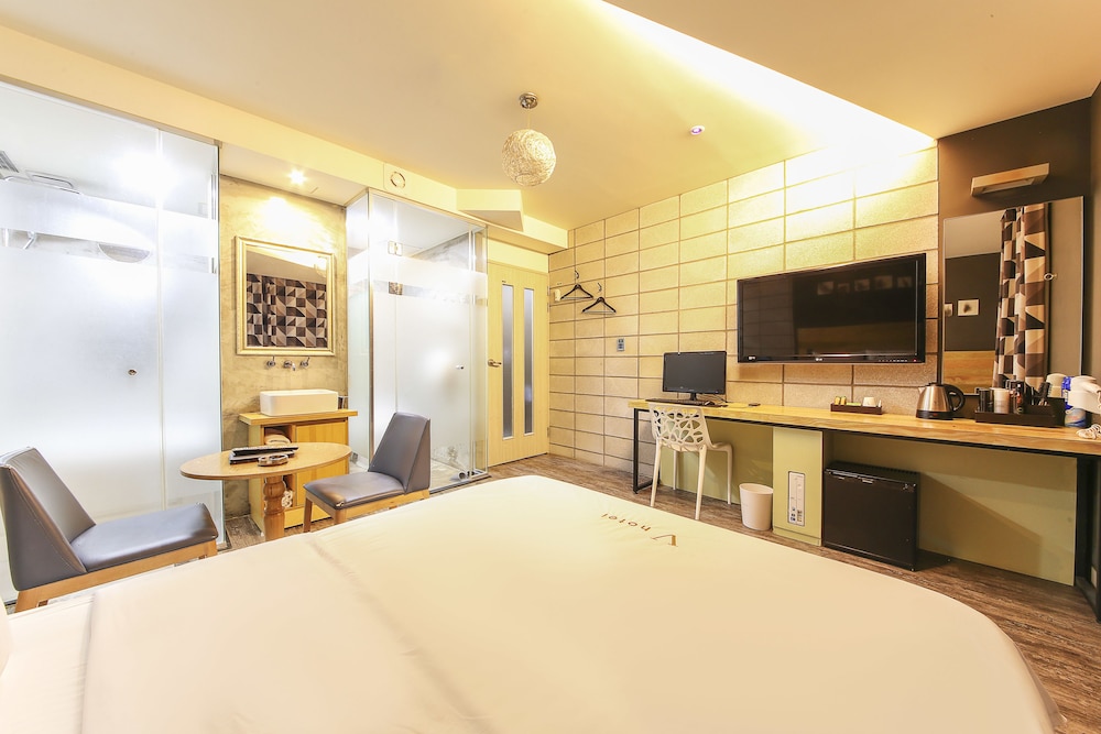 V Motel Busan 6/29