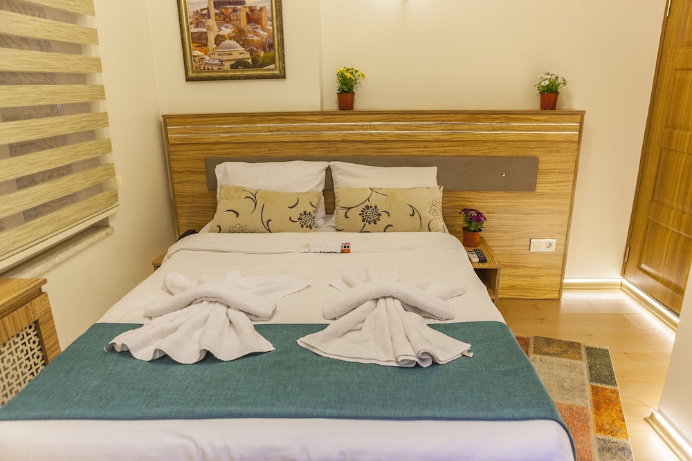 Fide Hotel 16/28